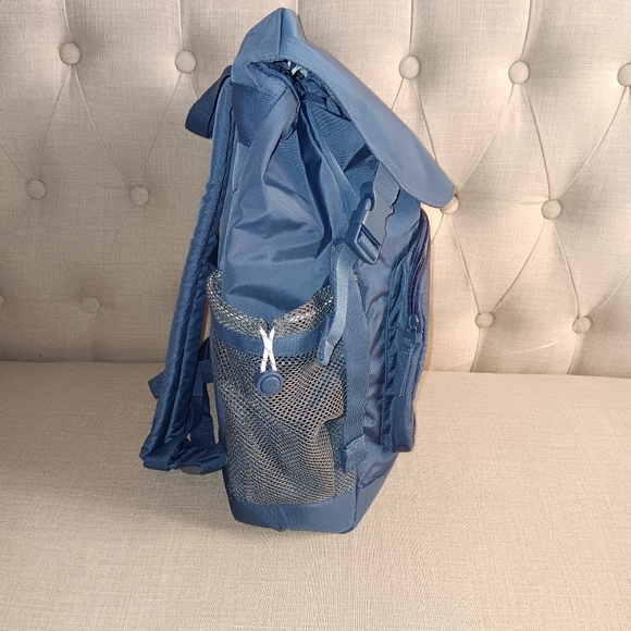 NWT Adidas Saturday Sport Fashion Compact Small Backpack Preloved Ink IR0742 - Picture 3 of 7